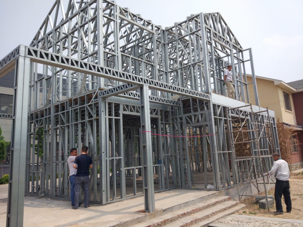 بتن یا فلز؟ مقایسه سازههای ساخت ویلا در شمال