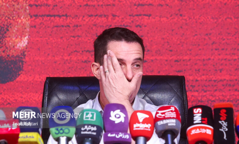 سرمربی پرسولیس: لیگ ایران فیزیکی است؛لیست خروج زمستانی نداریم