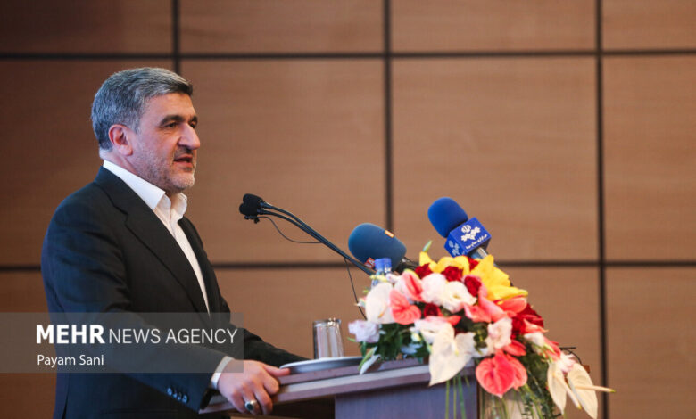 صیدی: کمیته فقهی، مزیت رقابتی بازار سرمایه ایران به شمار میرود صیدی: کمیته فقهی، مزیت رقابتی بازار سرمایه ایران به شمار میرود