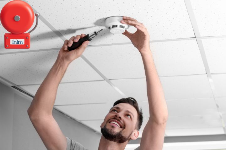 خدماتی که باید از نمایندگی/مجری انتظار داشته باشید