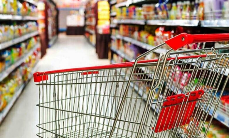 وضعیت فعالیت فروشگاه‌ها در عید؛ قفسه‌ها مملو از کالا هستند