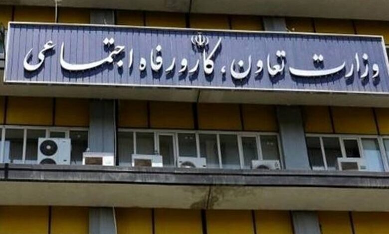 معاون وزیر کار: نیازمند بازنگری در نوع تعامل دولت با بخش خصوصی هستیم
